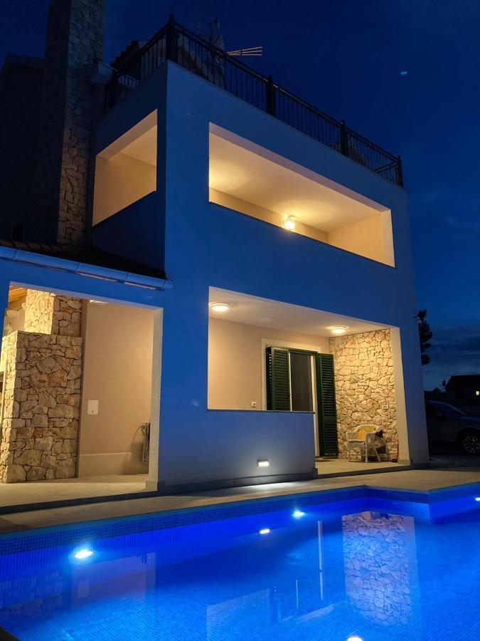 Villa Iva Mirce エクステリア 写真