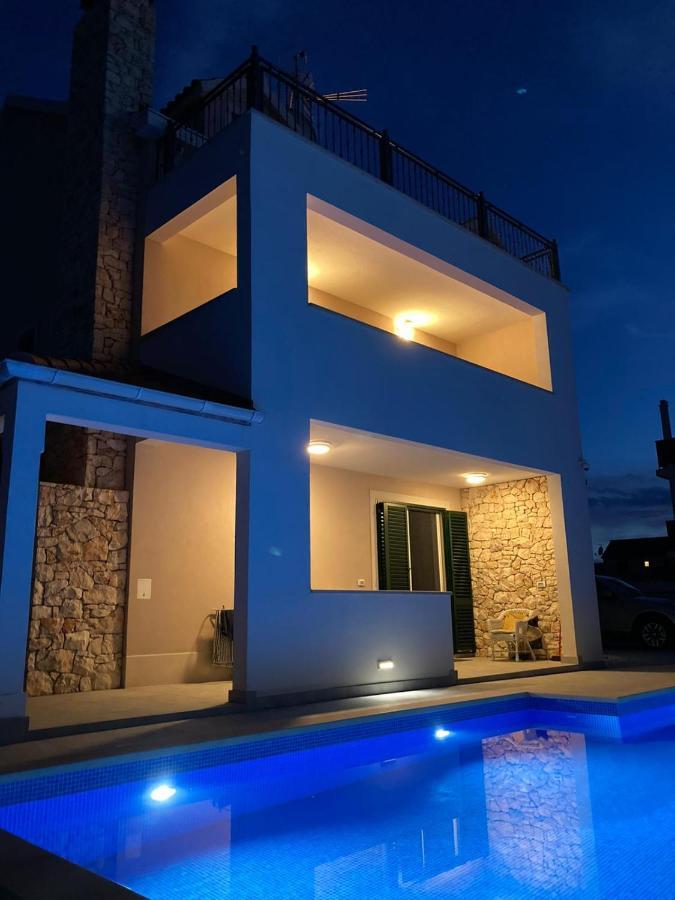 Villa Iva Mirce エクステリア 写真